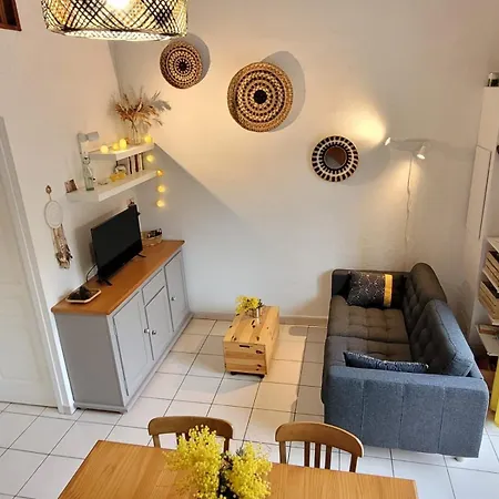 Holiday home Garrigues Du Rivage *